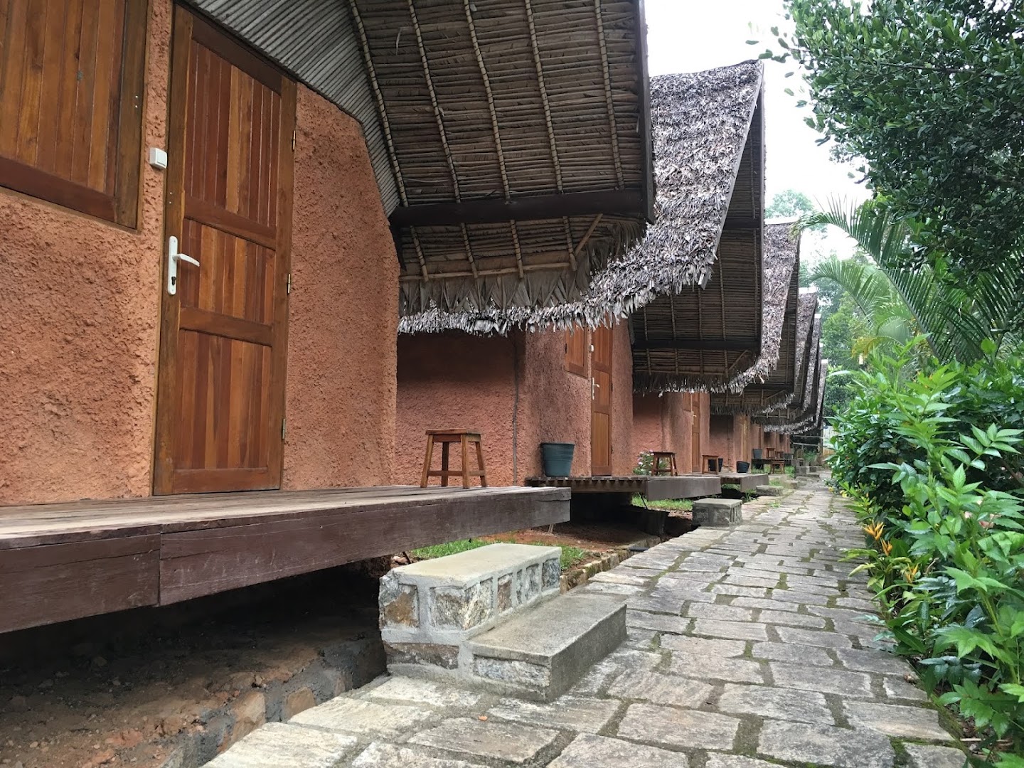 Feon'ny Ala: venue's exterior architecture