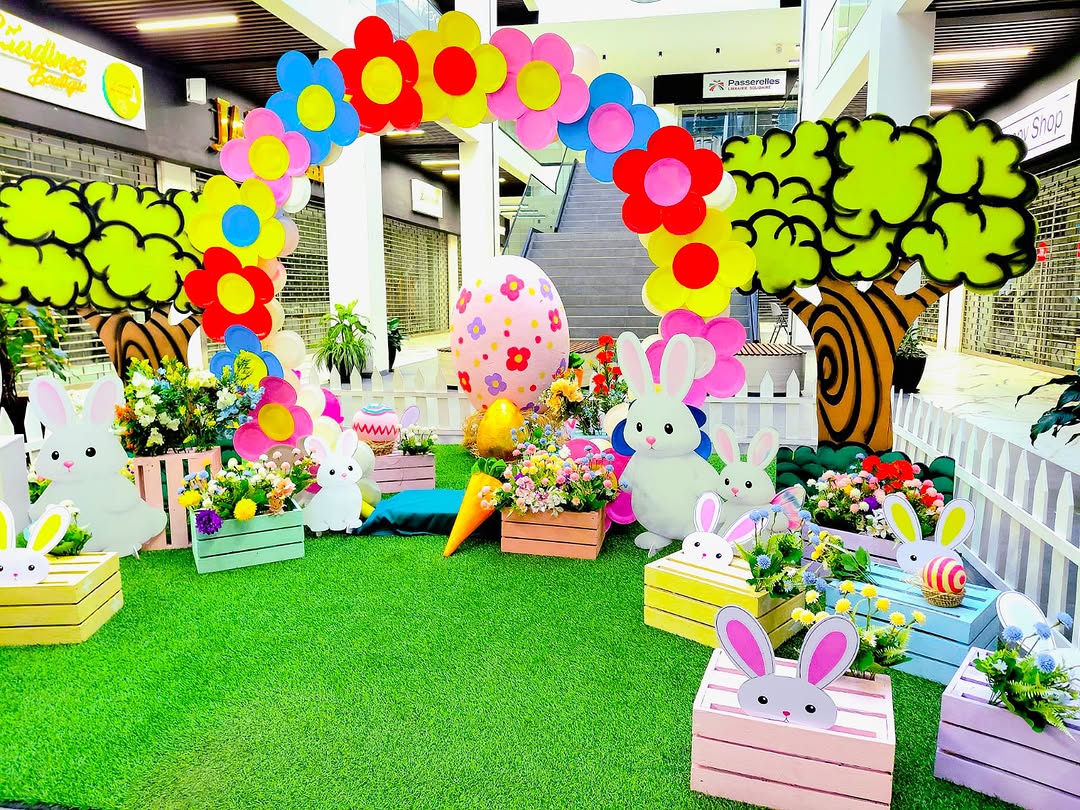 Olympia Tanjombato: attractive seasonal shop display