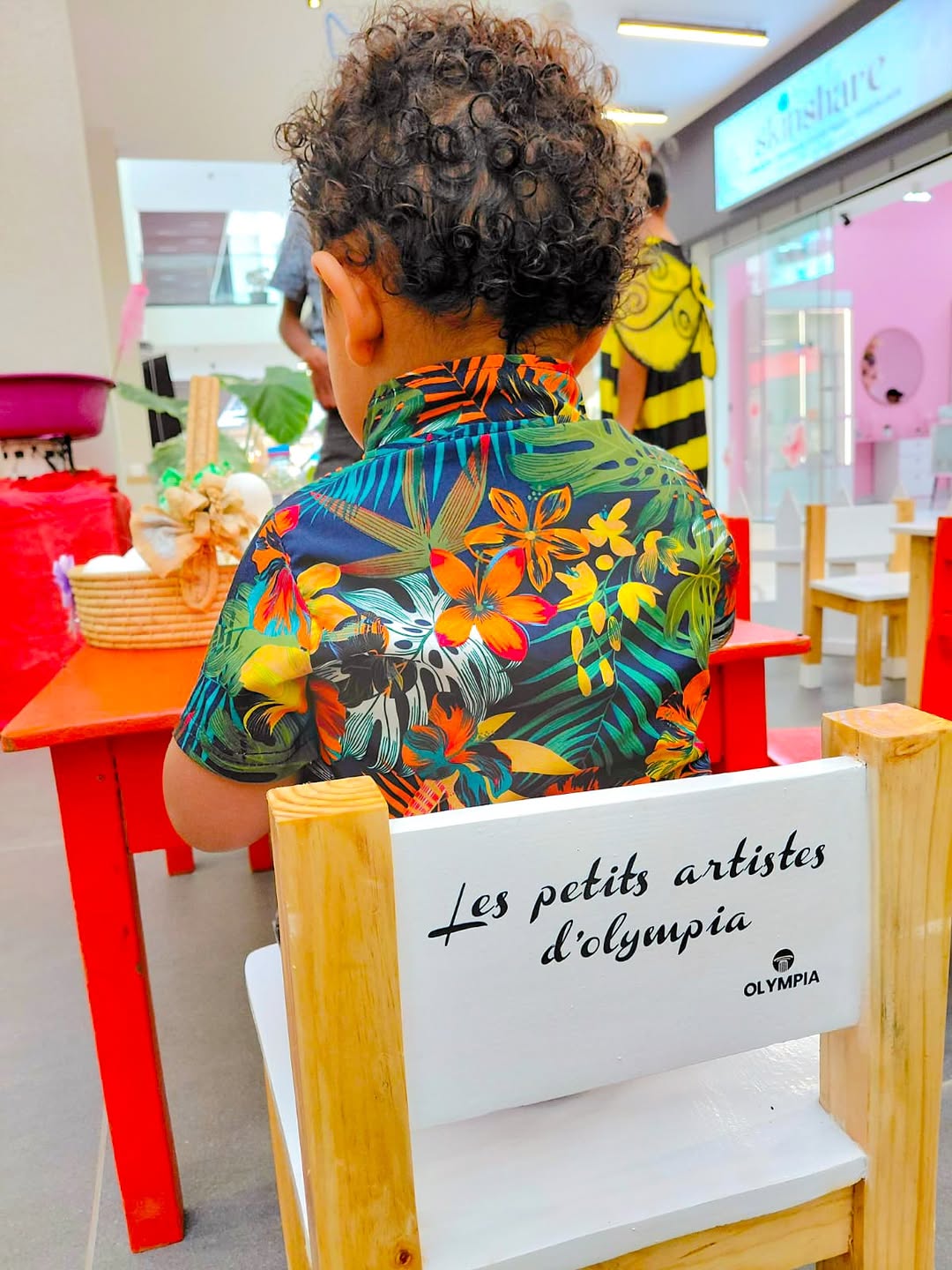 Olympia Tanjombato: shop interior and branding