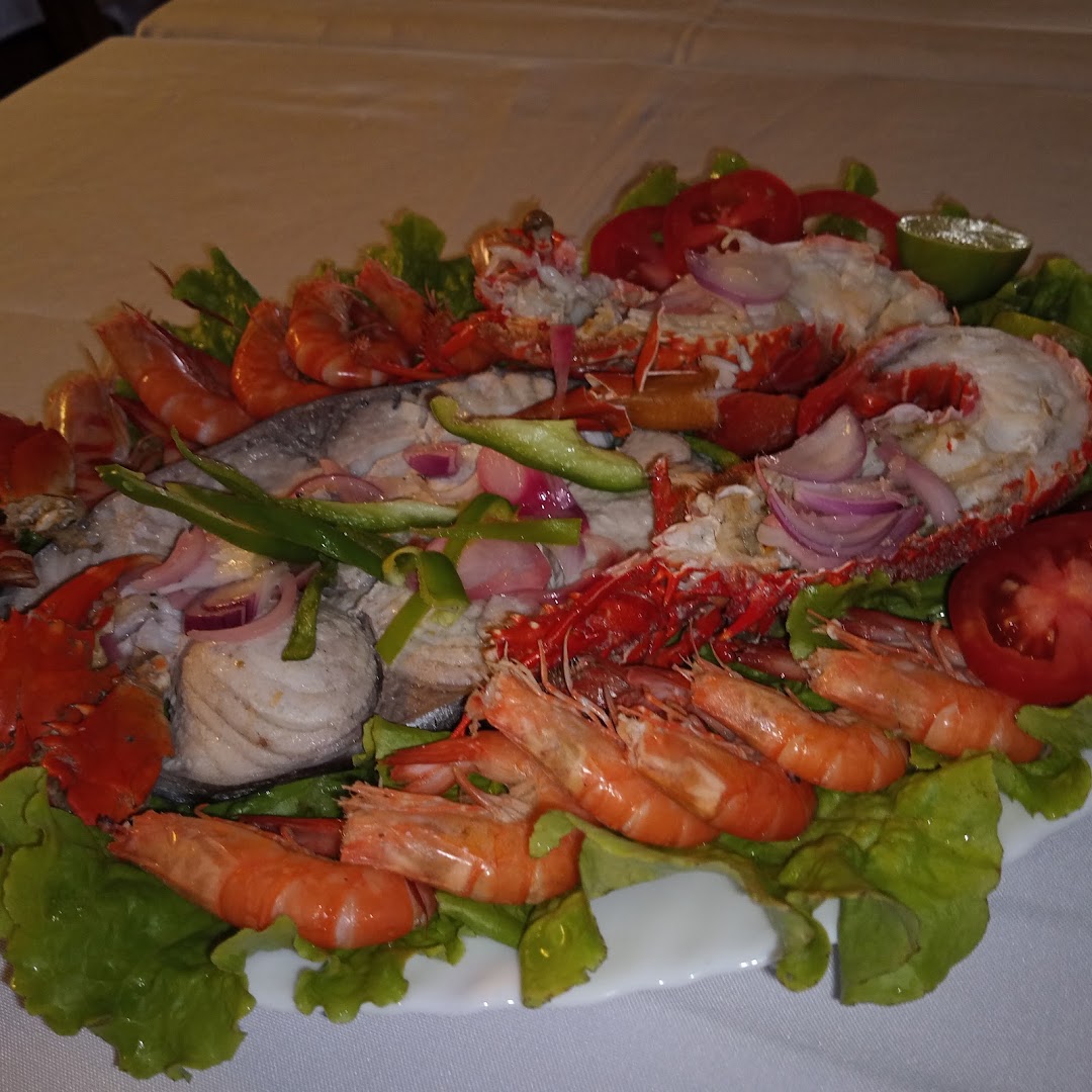 Mini Resto Mami-Jo: appetizing photo of restaurant food