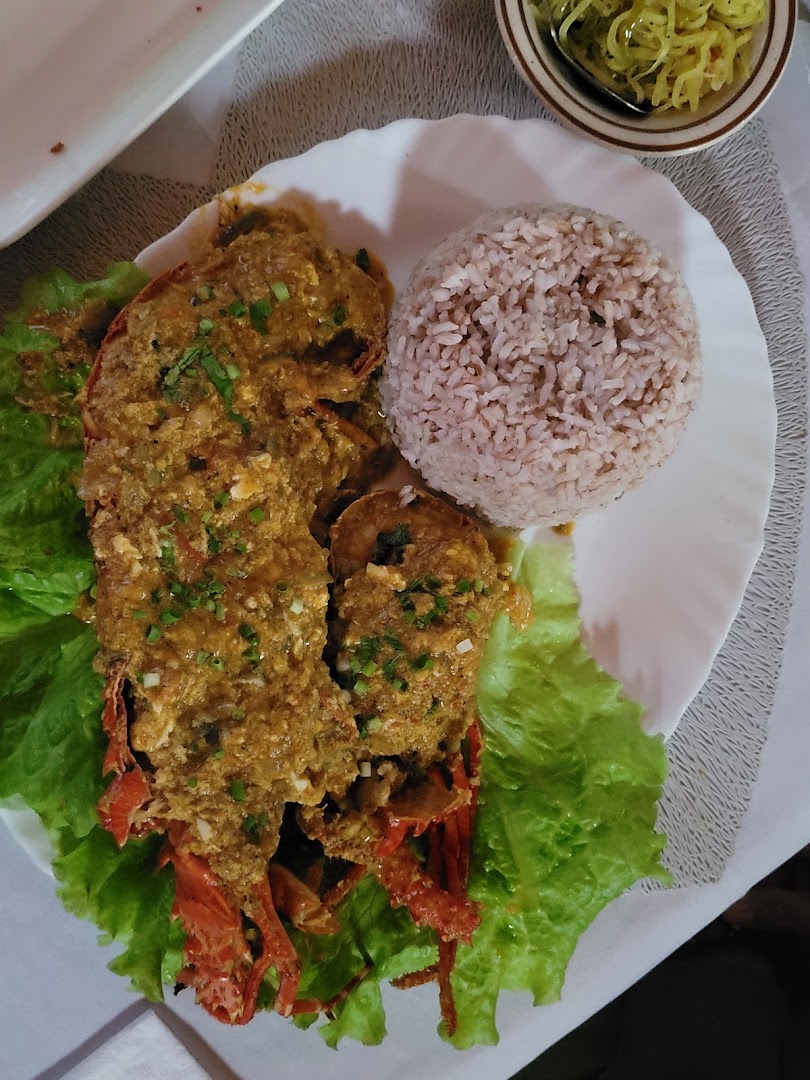 Mini Resto Mami-Jo: appetizing photo of restaurant food