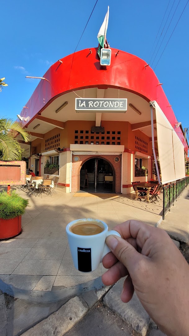 La Rotonde: clear shot of restaurant exterior