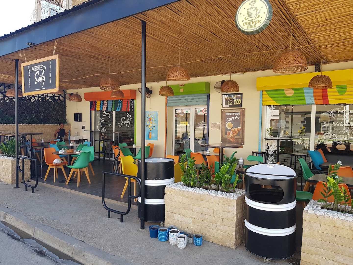 Saify: clear photo of venue exterior