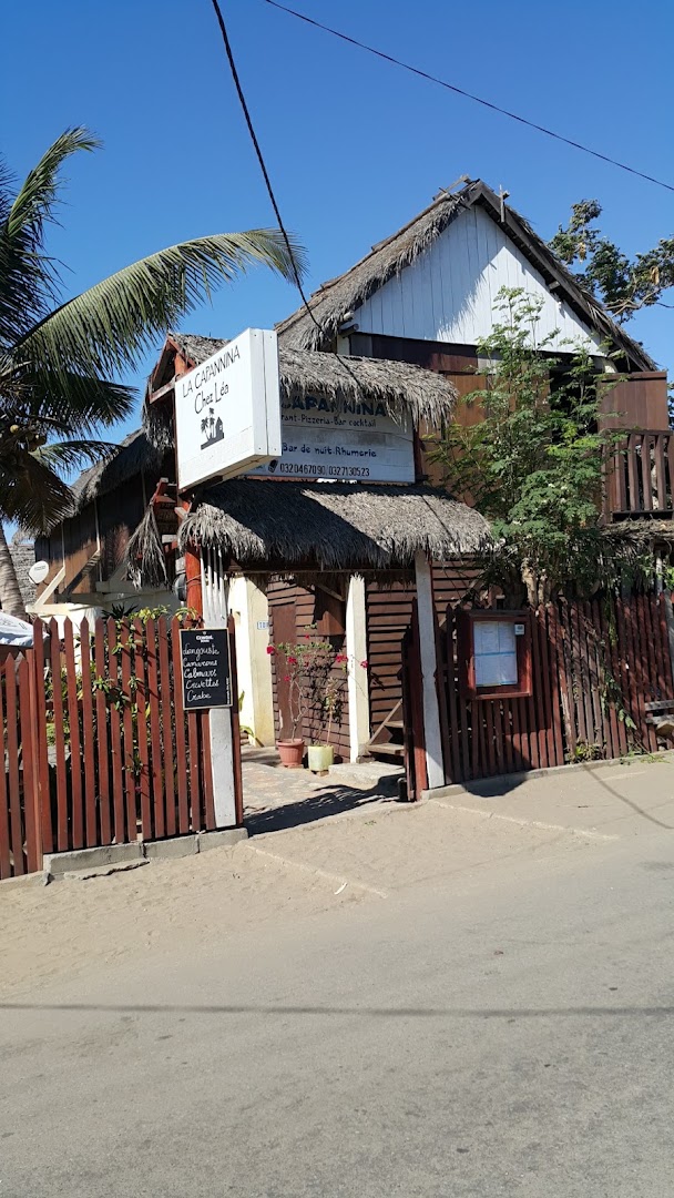 La Capannina: clear exterior shot of restaurant