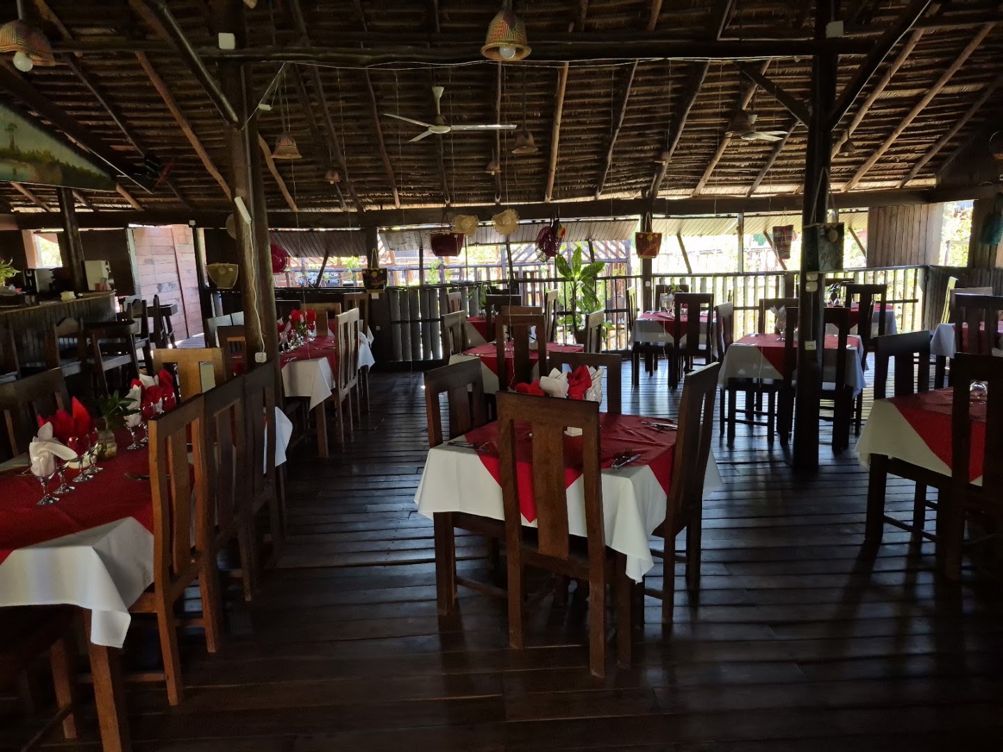 La Capannina: clear view of restaurant interior