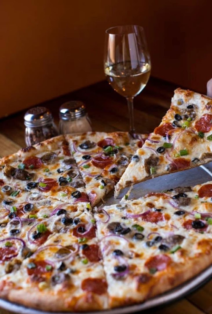The Bay Leaf Restaurant: appetizing, high-quality food photography