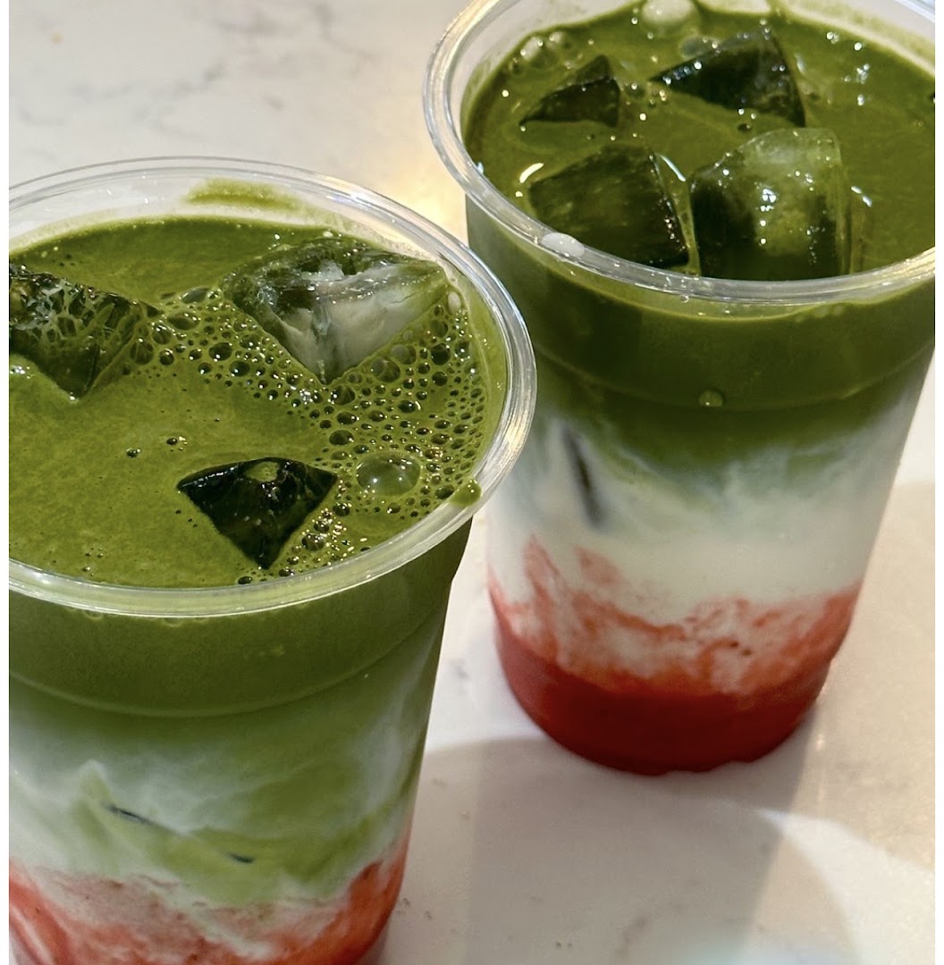 Grounded Cafe & Wellness: appetizing photo of cafe drinks