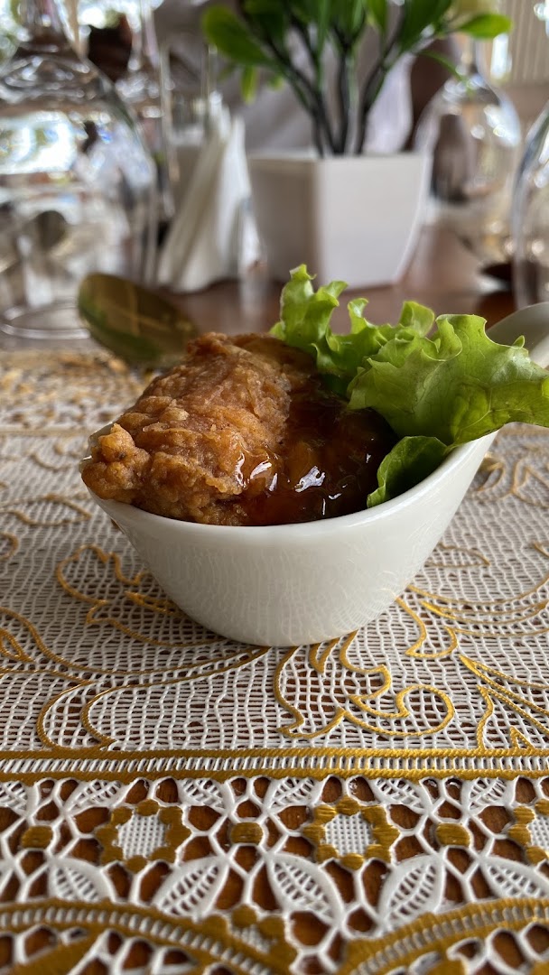 Refined Roots Lounge and Restaurant: appetizing food presentation