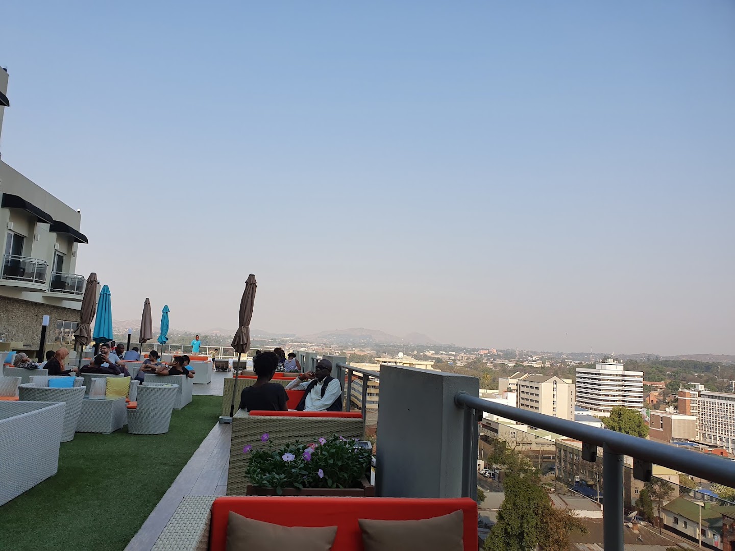 Splash Rooftop Restaurant: venue atmosphere and view