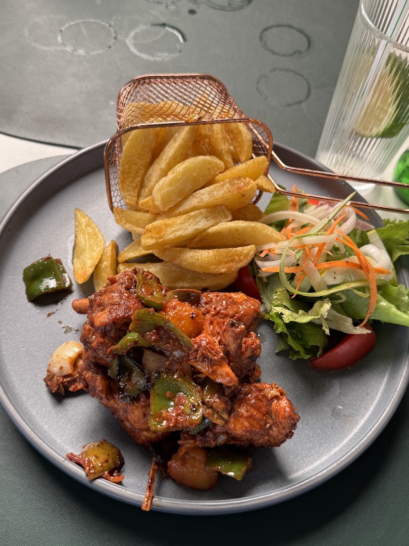 M'dede Restaurant: appetizing, high-quality food photography