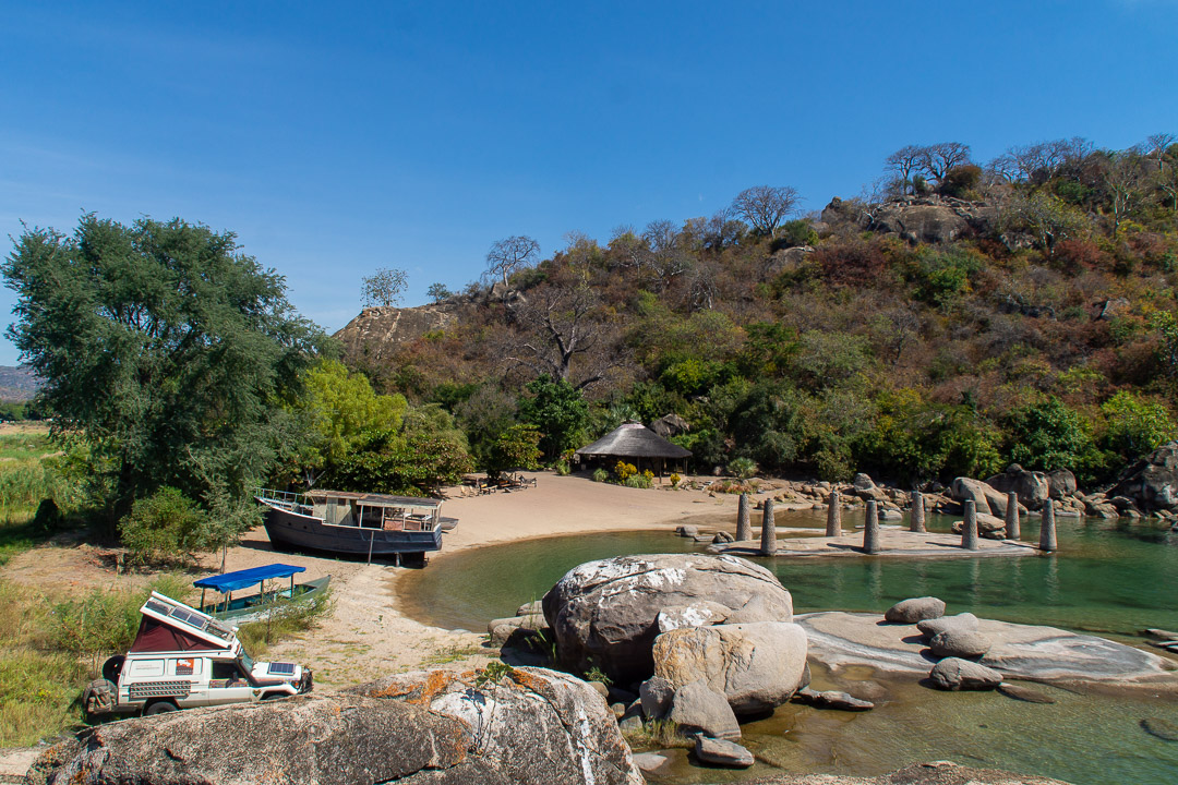 Mufasa Eco Lodge: venue's scenic exterior