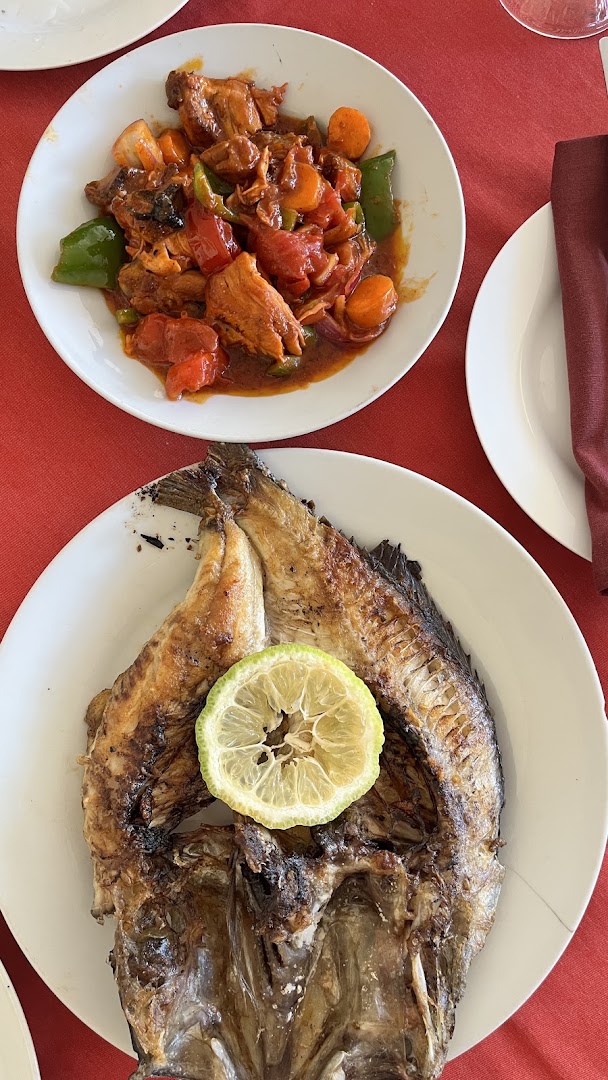 Crestview Guest House Restaurant and Take Away: appetizing, clear food photography