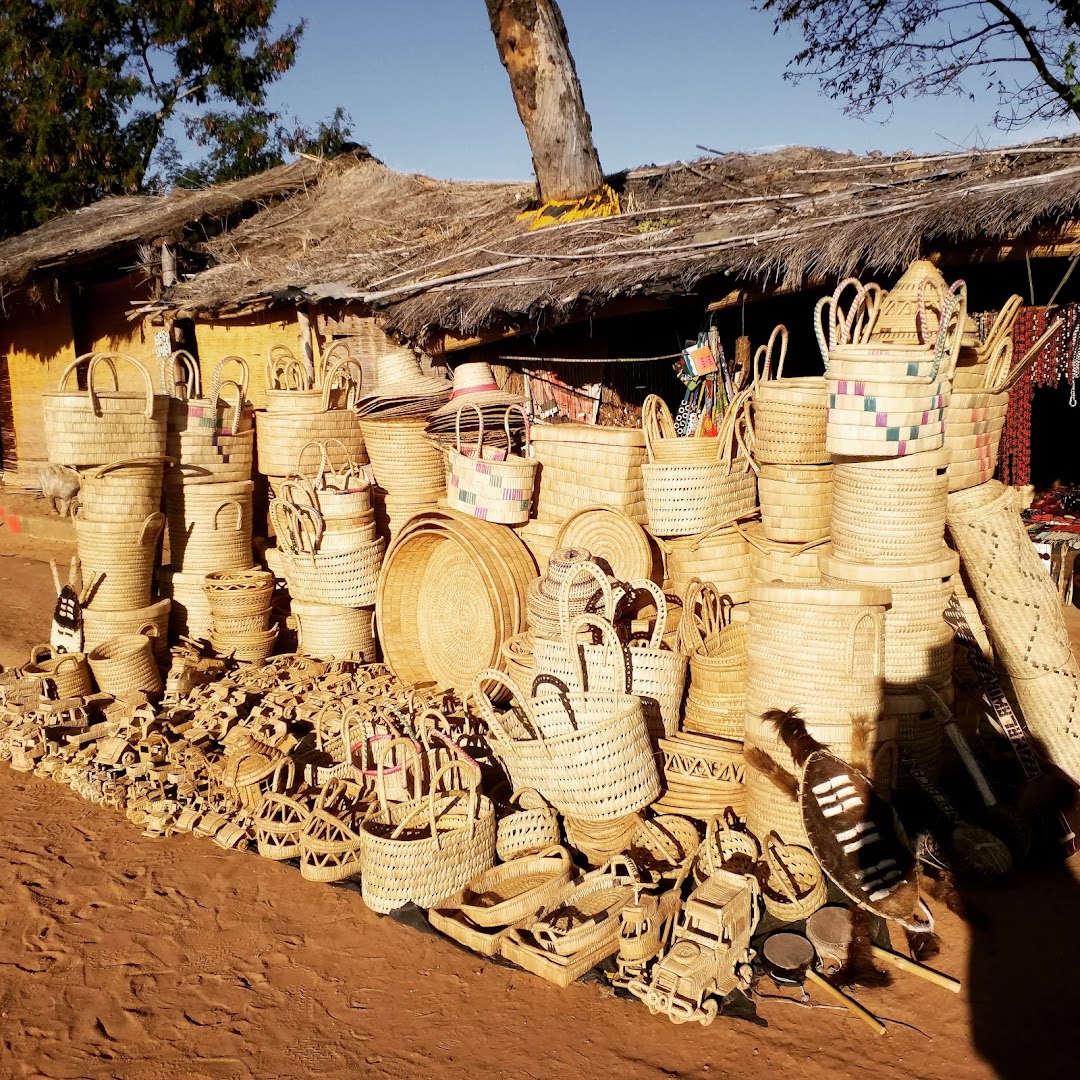 Senga Bay Sunset Souvenir Market: clear display of shop products