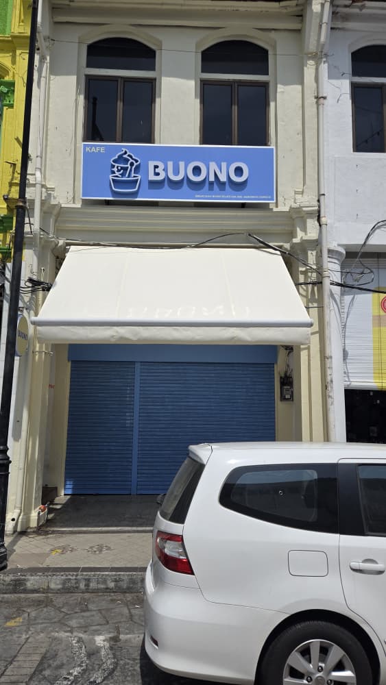 Buono Gelato: clear exterior shot of venue