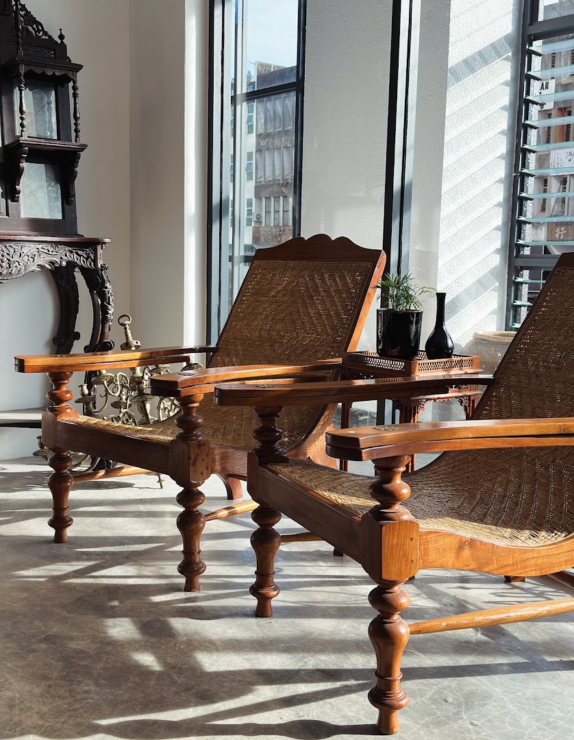 The Gallerist Company: high quality shop interior photo