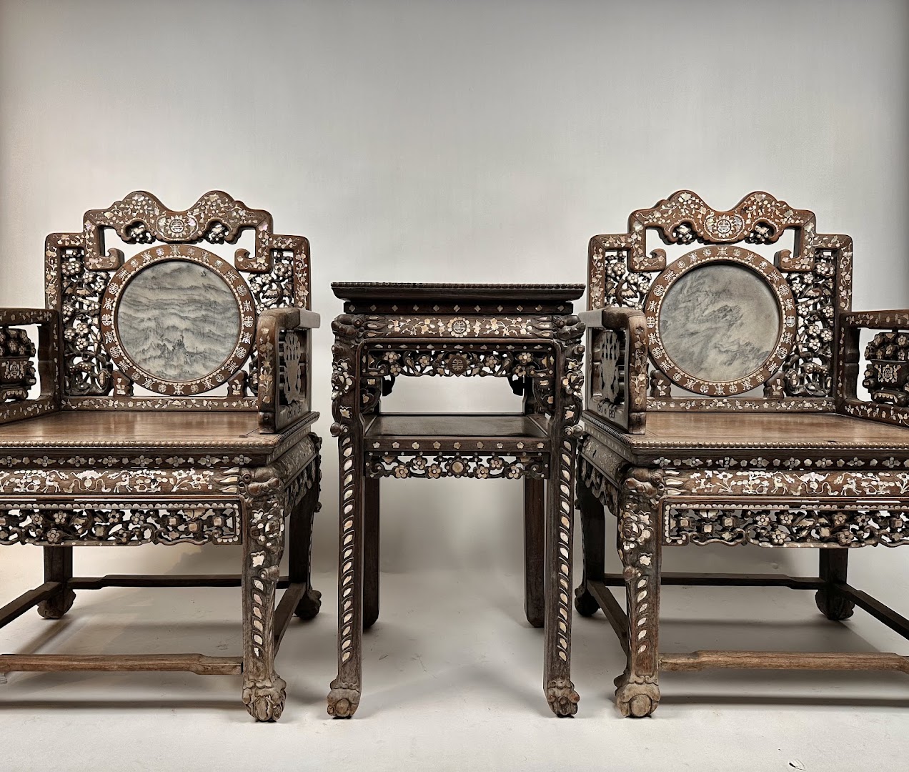 The Gallerist Company: high quality product display photo