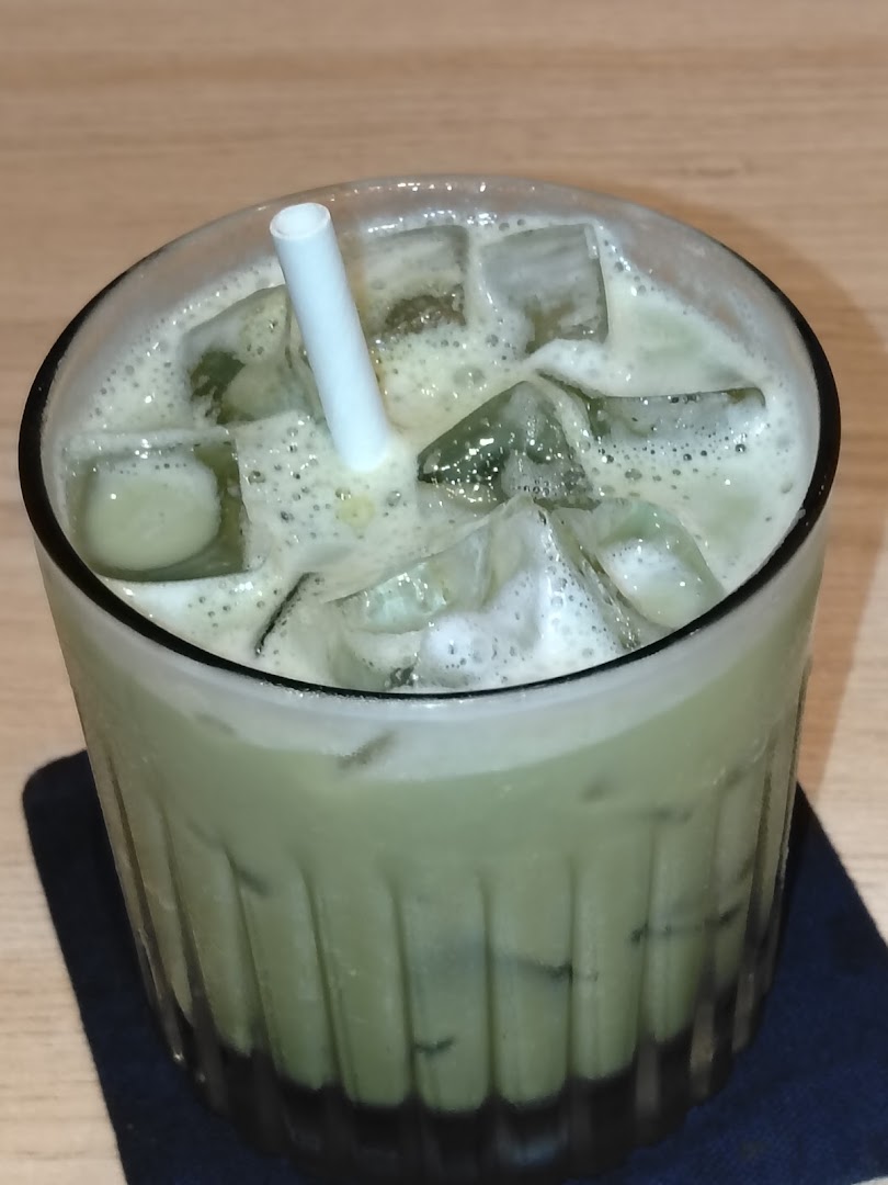 ULAM: clear, appetizing photo of drink