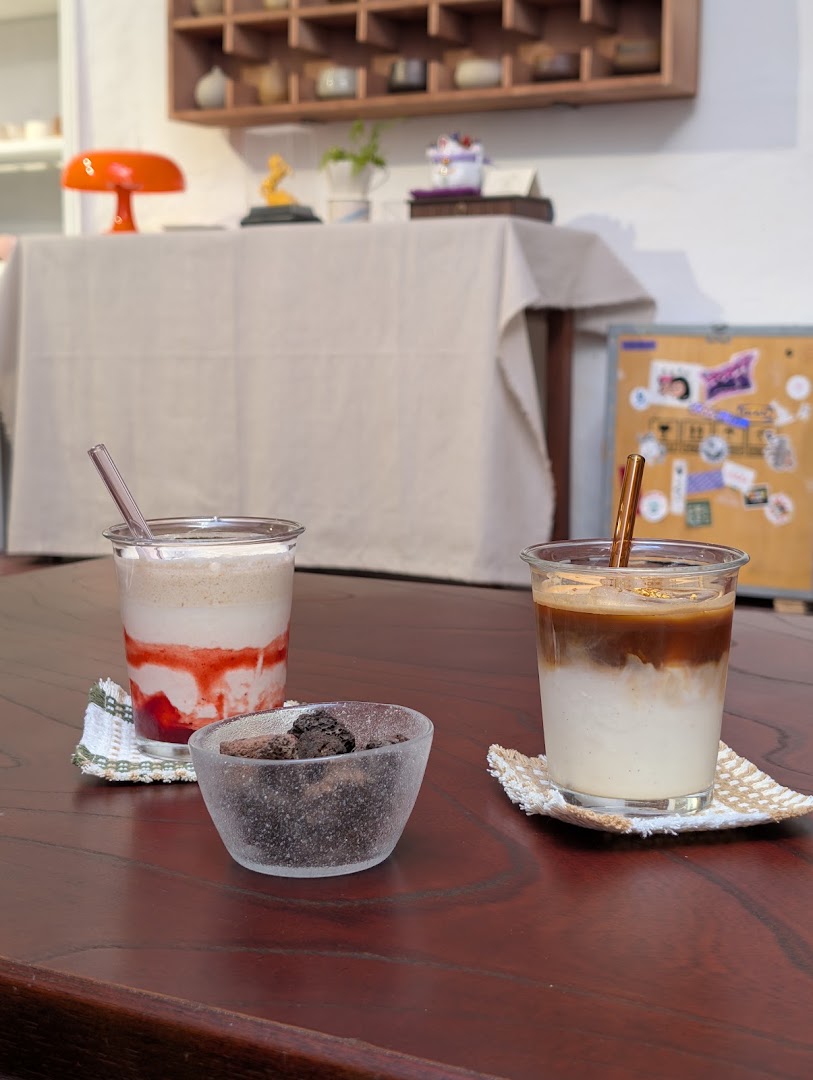 Yume Studio: appetizing photo of drinks served