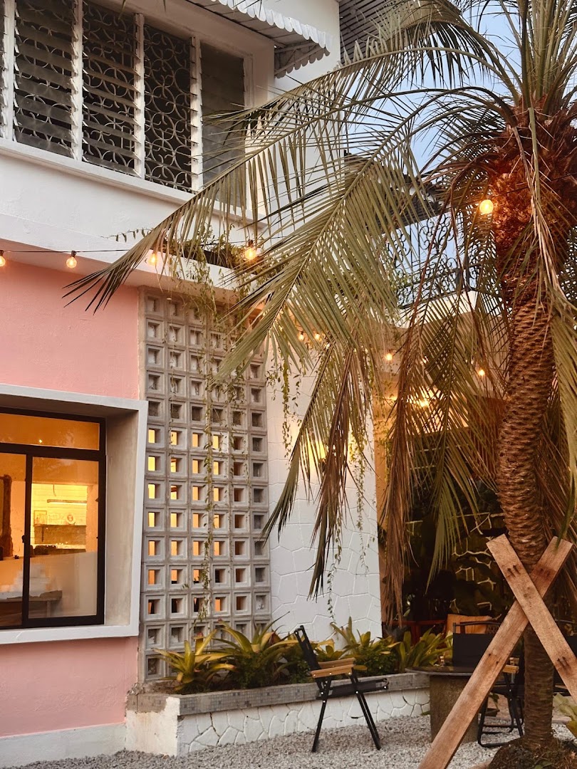 banglolima: attractive and inviting venue exterior
