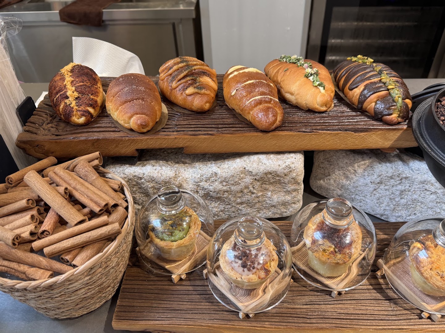 Mollie Makes: appetizing display of fresh food