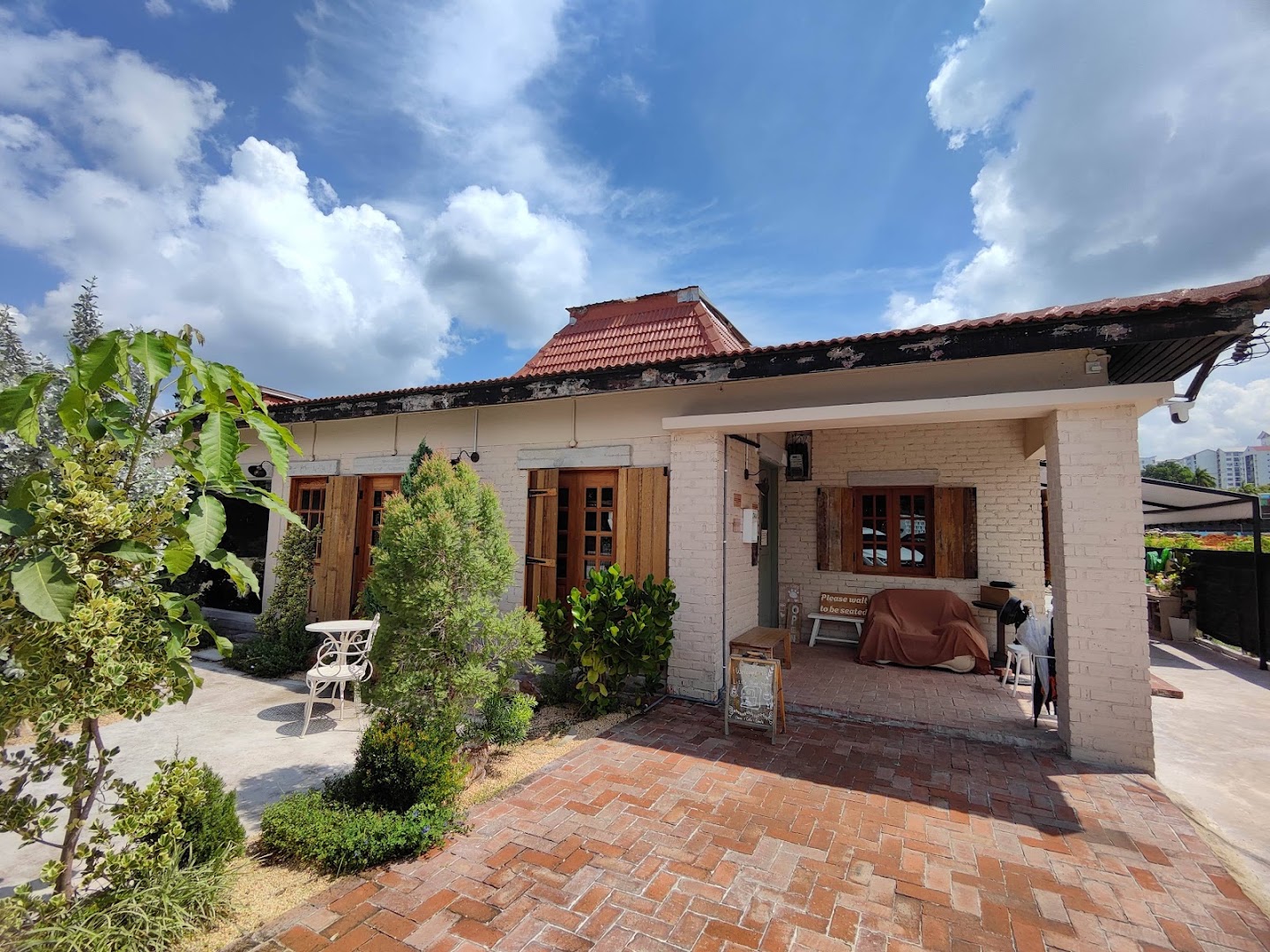 Shuu Cafe: attractive exterior venue photo