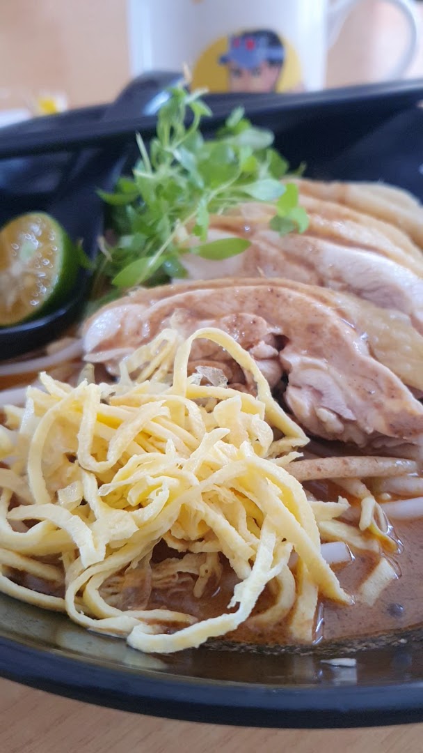Hong Kong Pau Cafe: appetizing photo of served dish