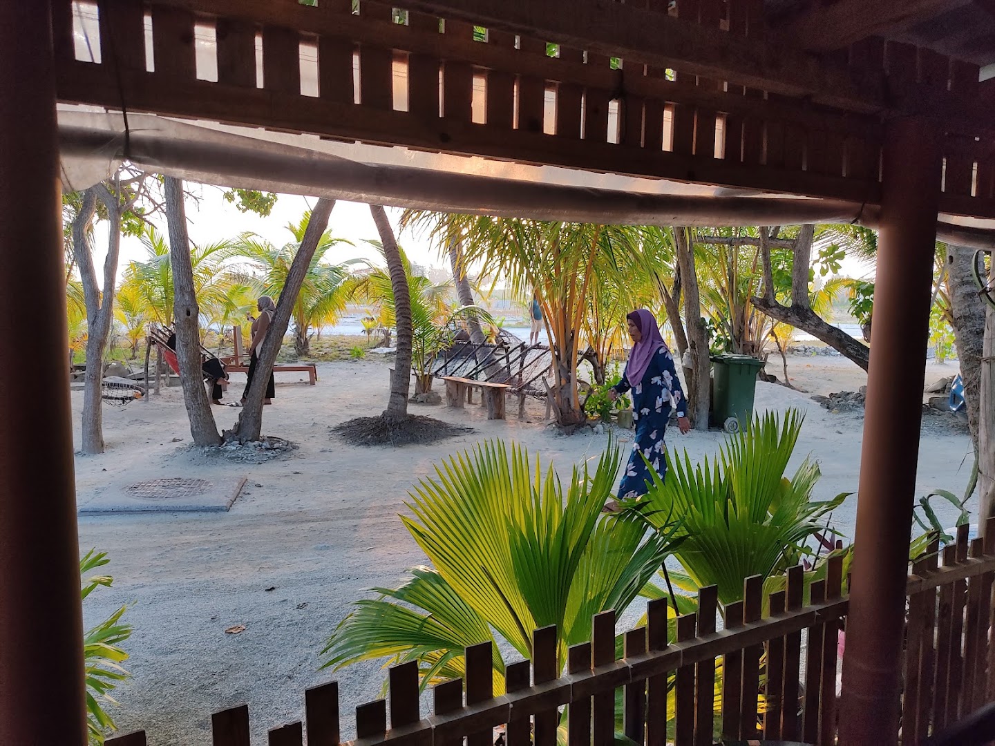 Theyravaa Inn: pleasant outdoor venue atmosphere