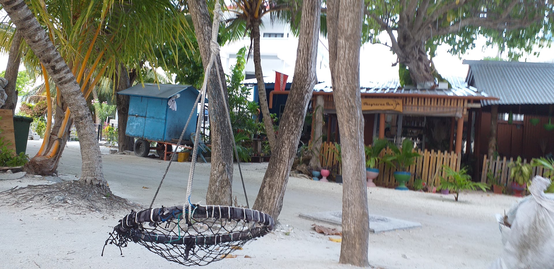 Theyravaa Inn: venue exterior and atmosphere