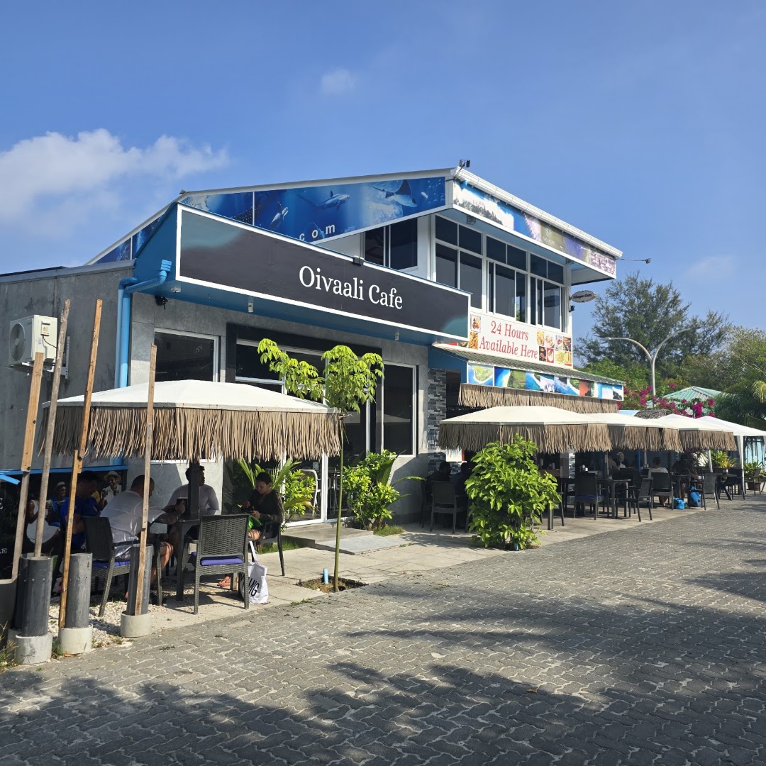 Oivaali Cafe: clear exterior shot of cafe