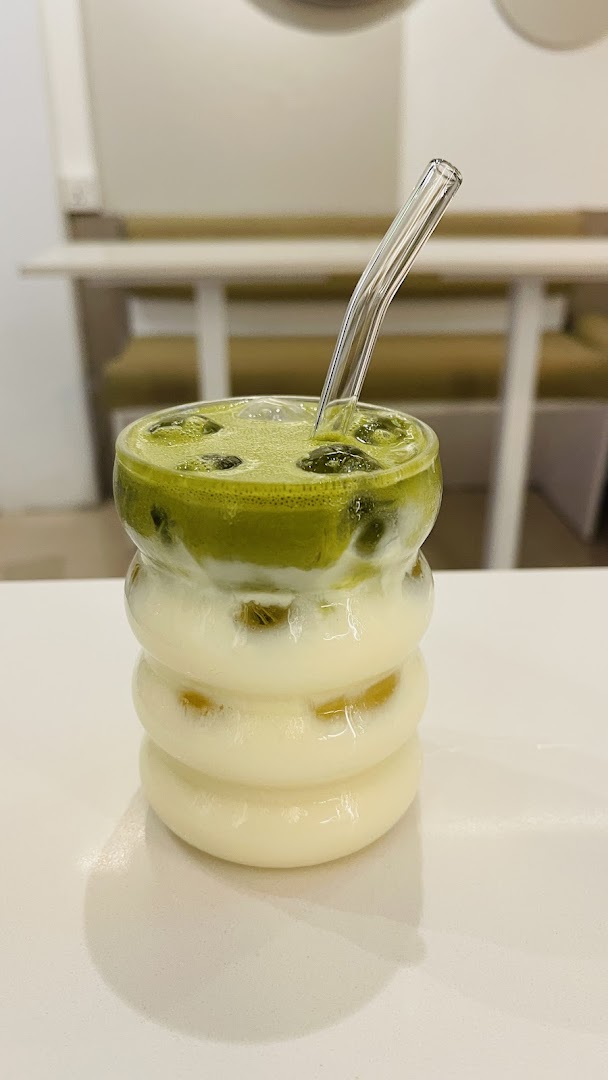 Heap Café: appetizing, high-quality drink photo