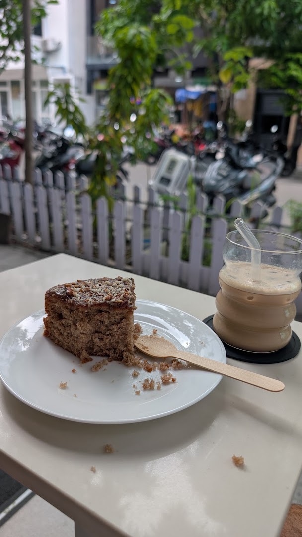 Heap Café: appetizing food and drink photo