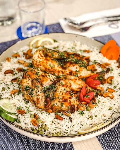 Opa! Mediterranean Restaurant: appetizing, high-quality food photography