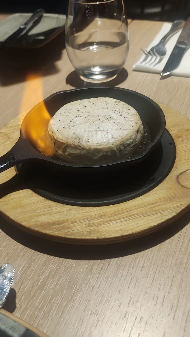 Carvv: appetizing photo of food dish