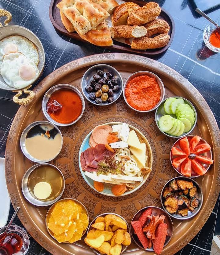 Tava Terrace: appetizing high-quality food photography
