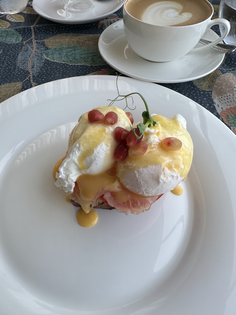 Courtyard Lounge Café: appetizing, high-quality food photography
