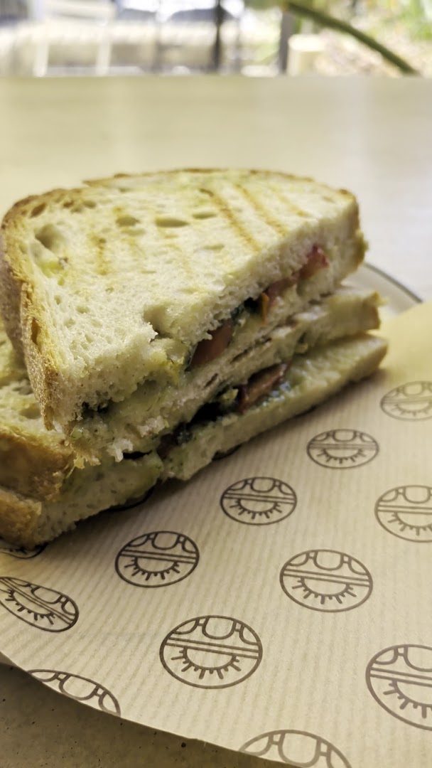 Brillace Café: appetizing photo of food item