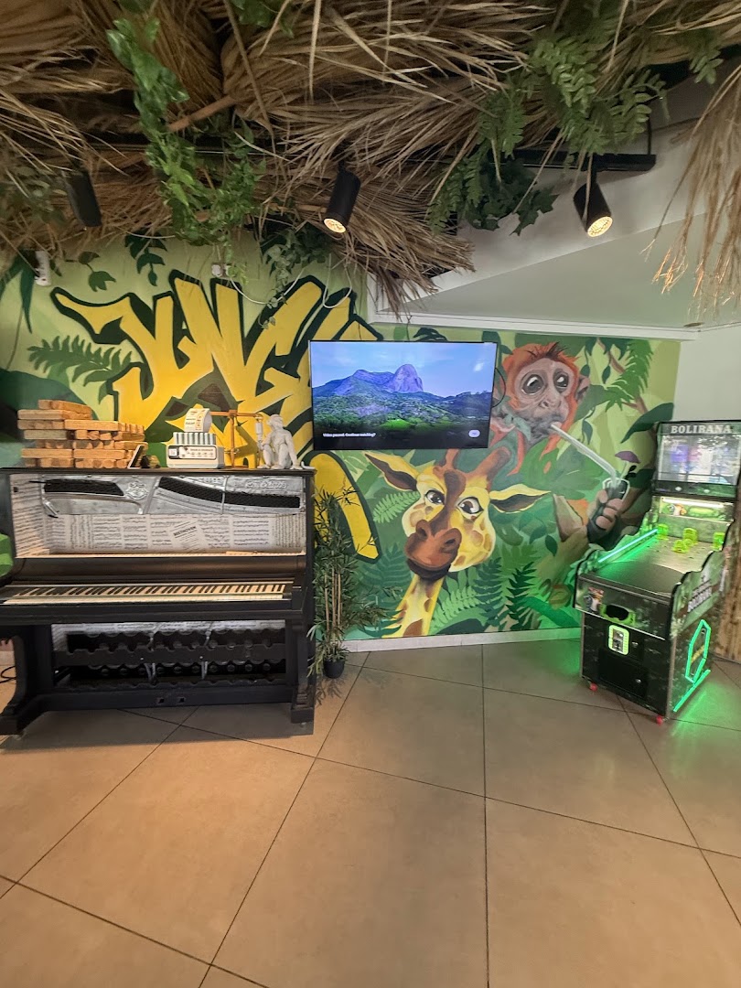 Jungle Joy: venue interior and atmosphere