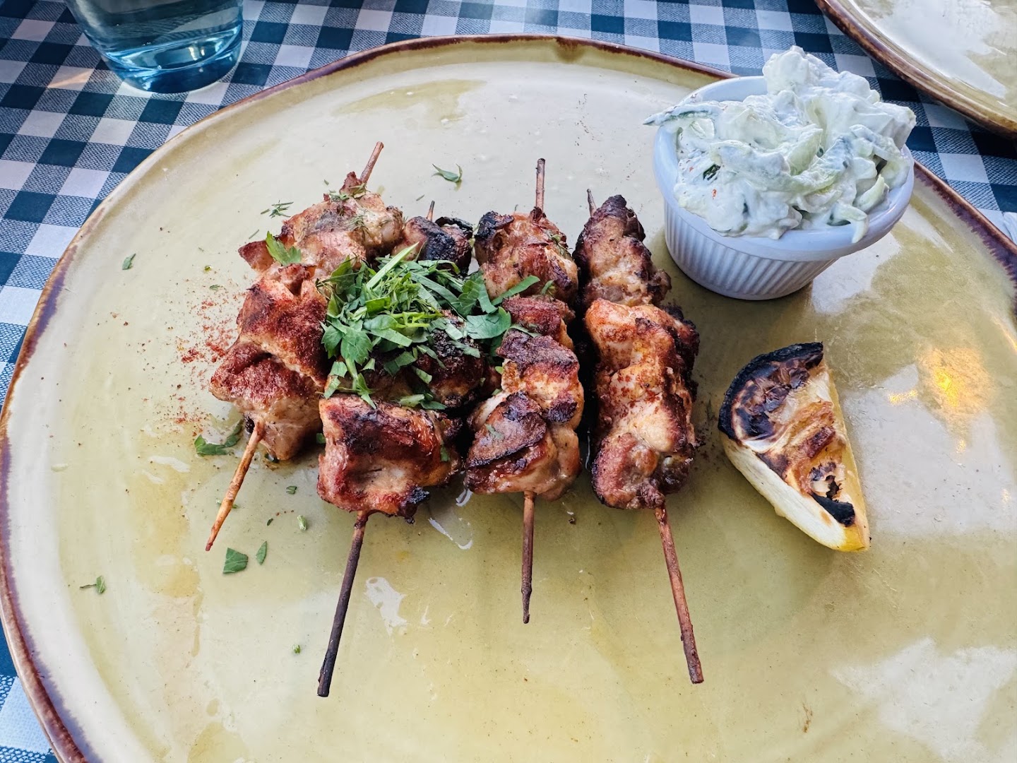 Manakis: appetizing, high-quality food photography