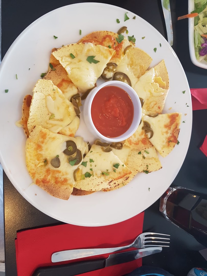 Quattro Fratelli: appetizing food photo