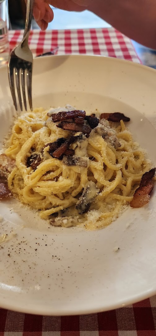 Trattoria 102: appetizing photo of restaurant food