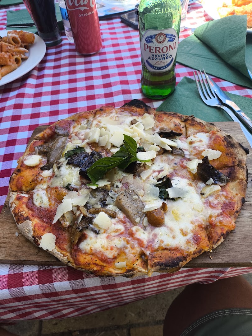 Trattoria 102: appetizing photo of restaurant food