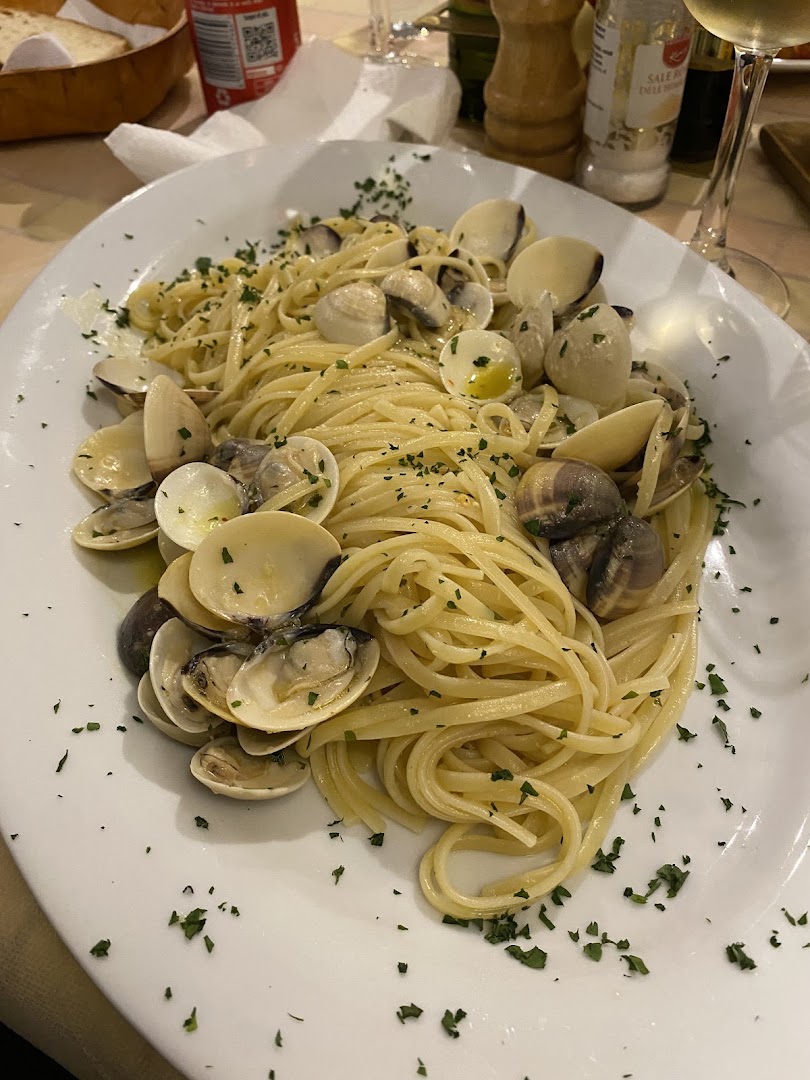 Trattoria 102: appetizing photo of restaurant dish