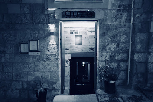 Guze Bistro: inviting exterior shot of restaurant