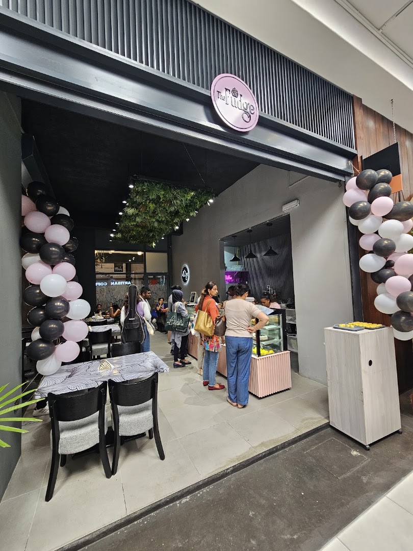 The Fudge Pastry: clear view of venue interior