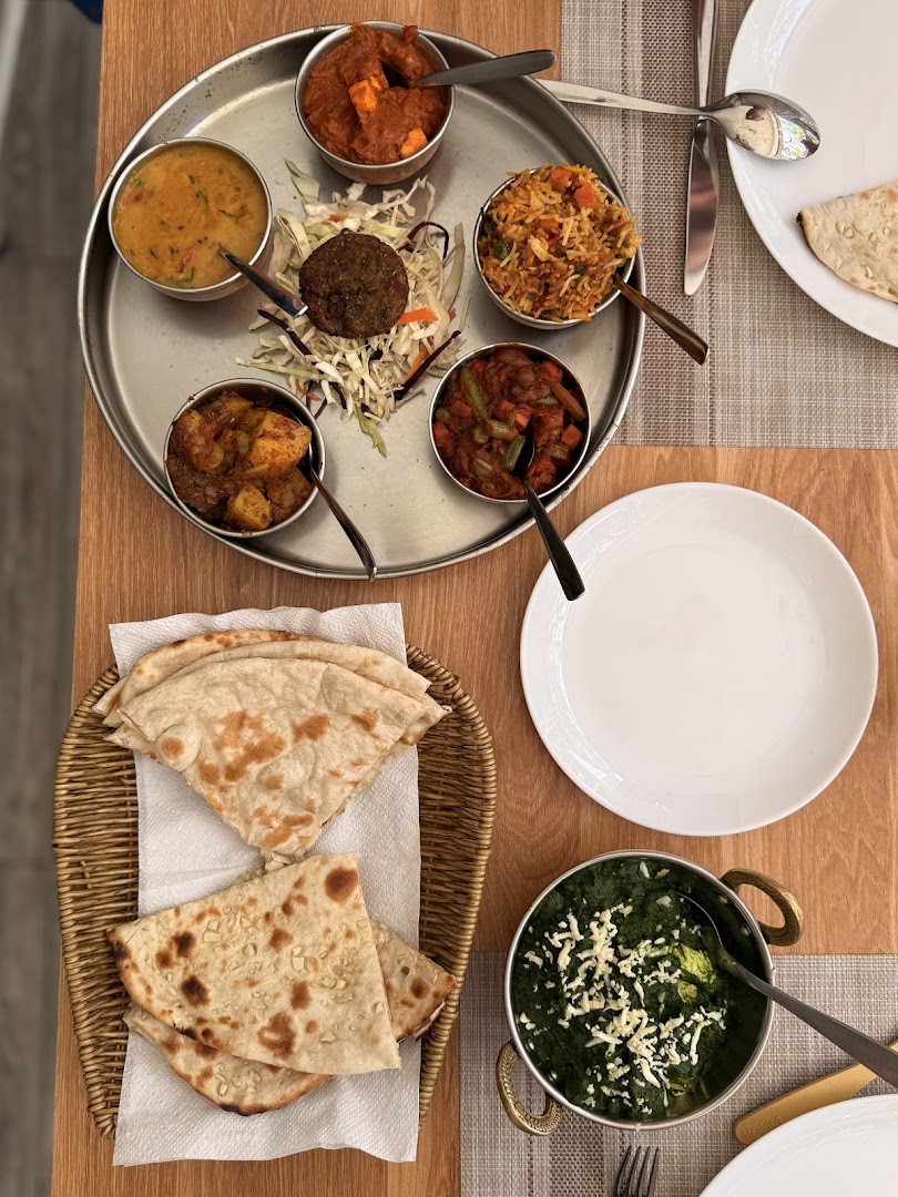 Flavor's Of India: appetizing, high-quality food photography