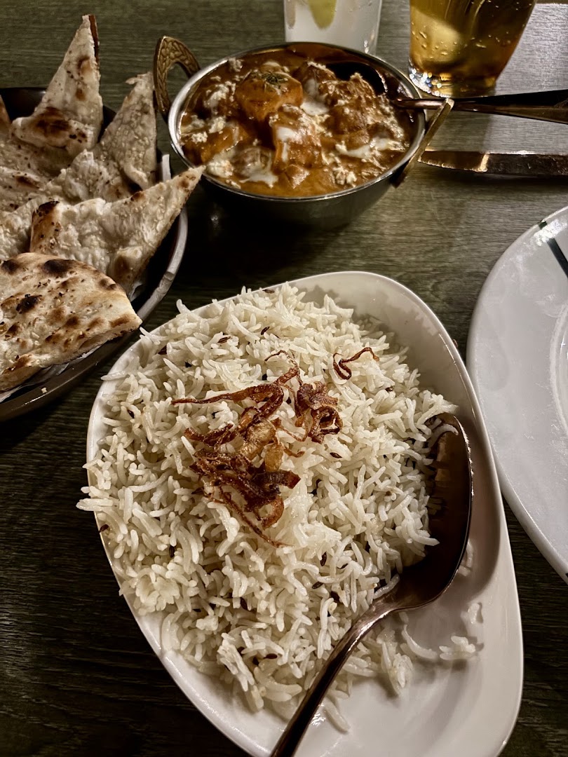 Kesari Restaurant: appetizing photo of restaurant food