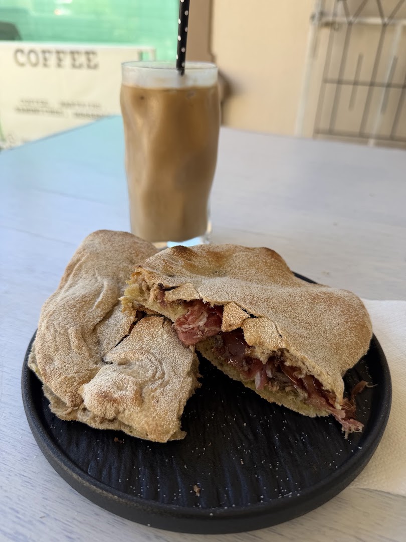 Michael's Coffee House: appetizing food and drink photo
