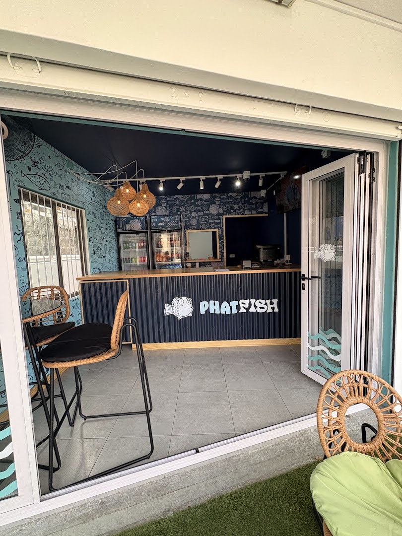 Phat Fish: clear, inviting view of interior
