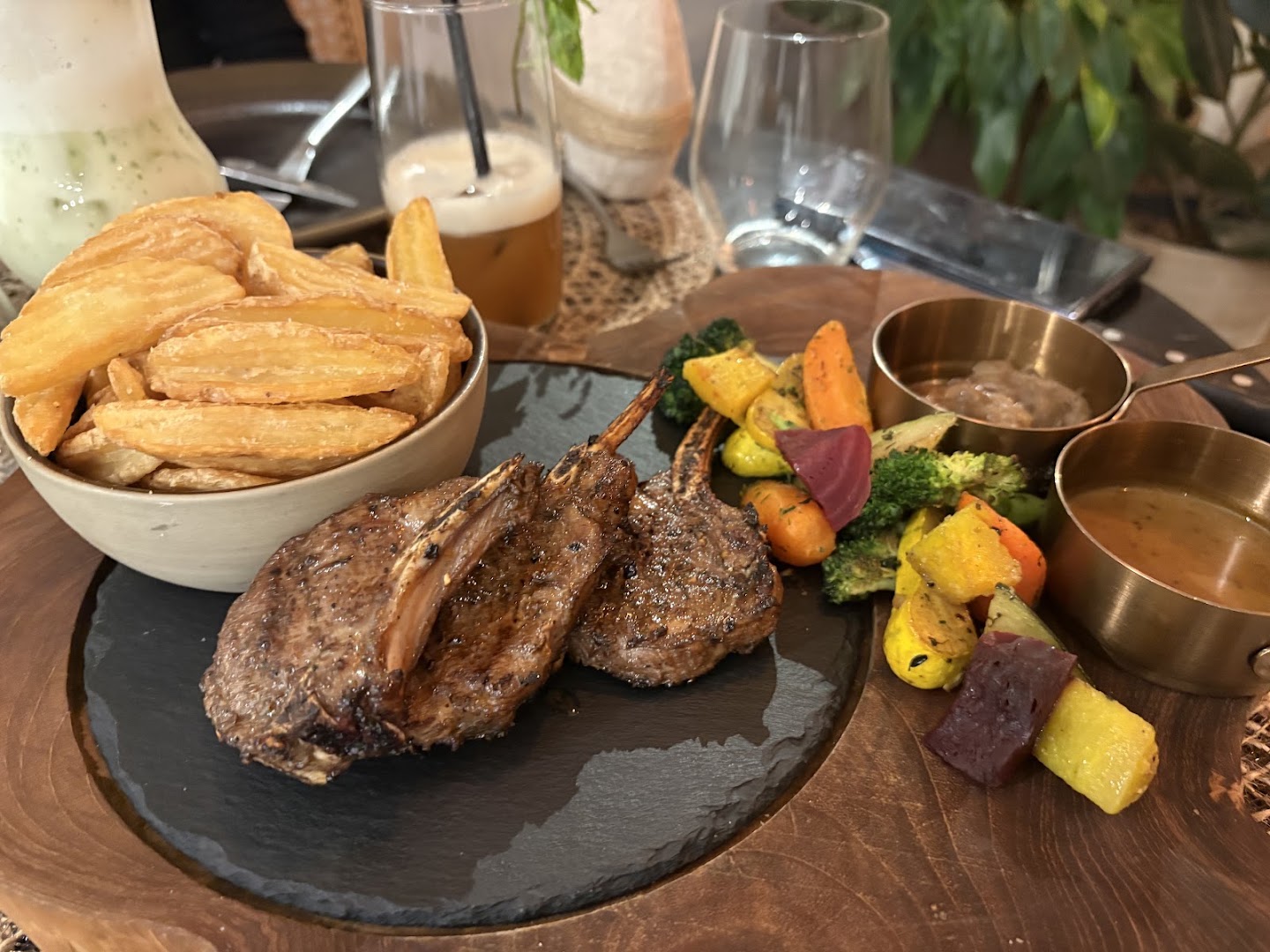 Au Feu De Bois: appetizing, high-quality food photography