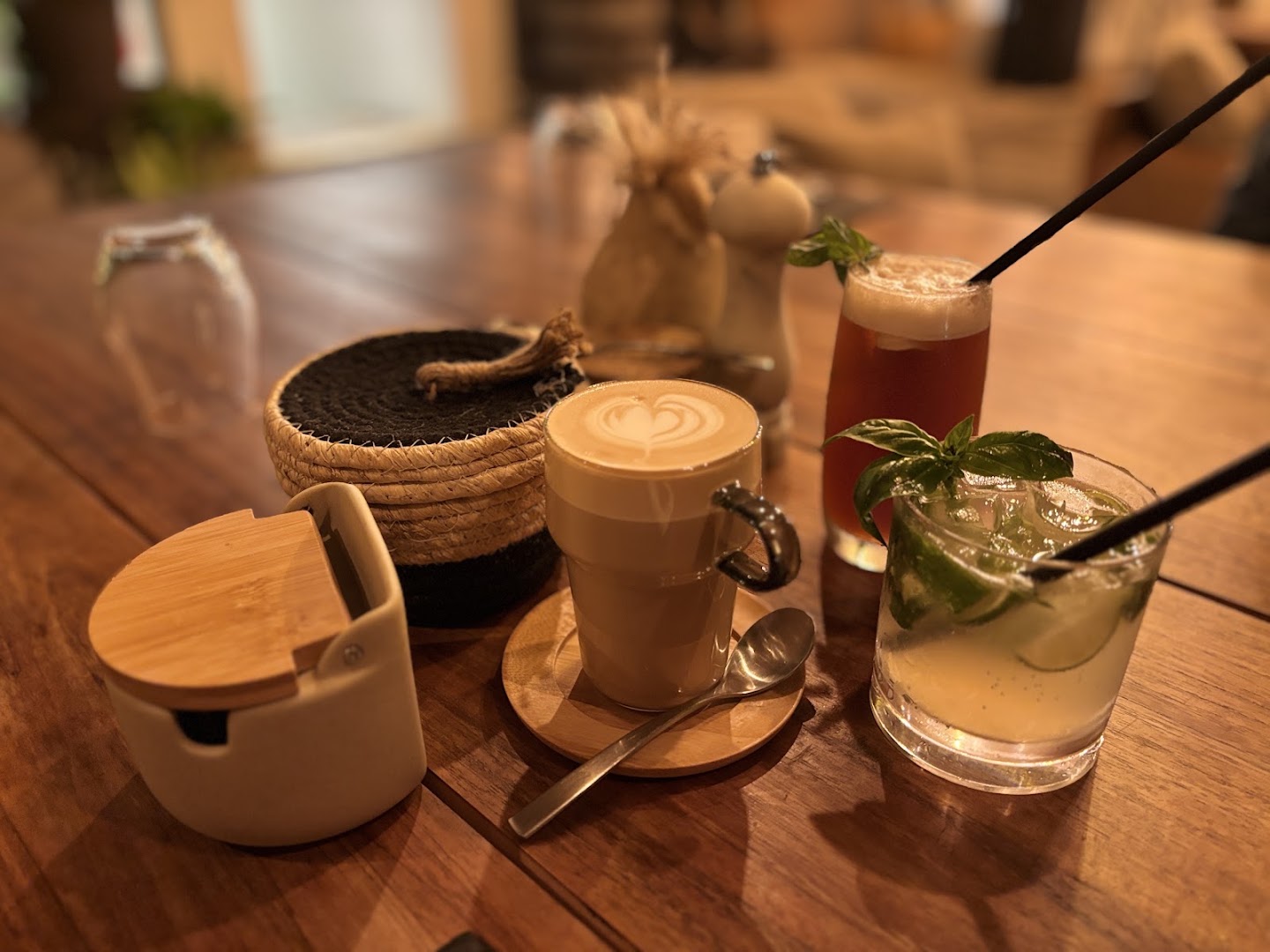 Au Feu De Bois: appealing, high-quality food and drink